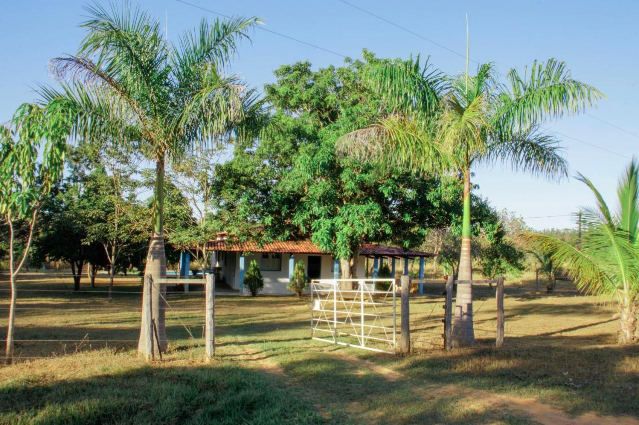 Fazenda Com Piscina E Churrasqueira Br-135 Proximo Curvelo Corinto E Morro Da Garca Exteriör bild