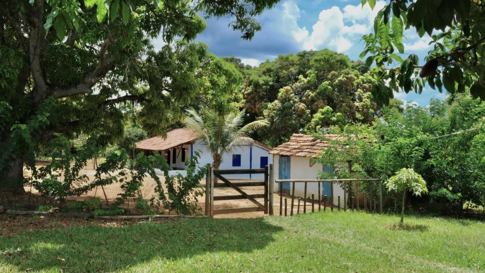 Fazenda Com Piscina E Churrasqueira Br-135 Proximo Curvelo Corinto E Morro Da Garca Exteriör bild